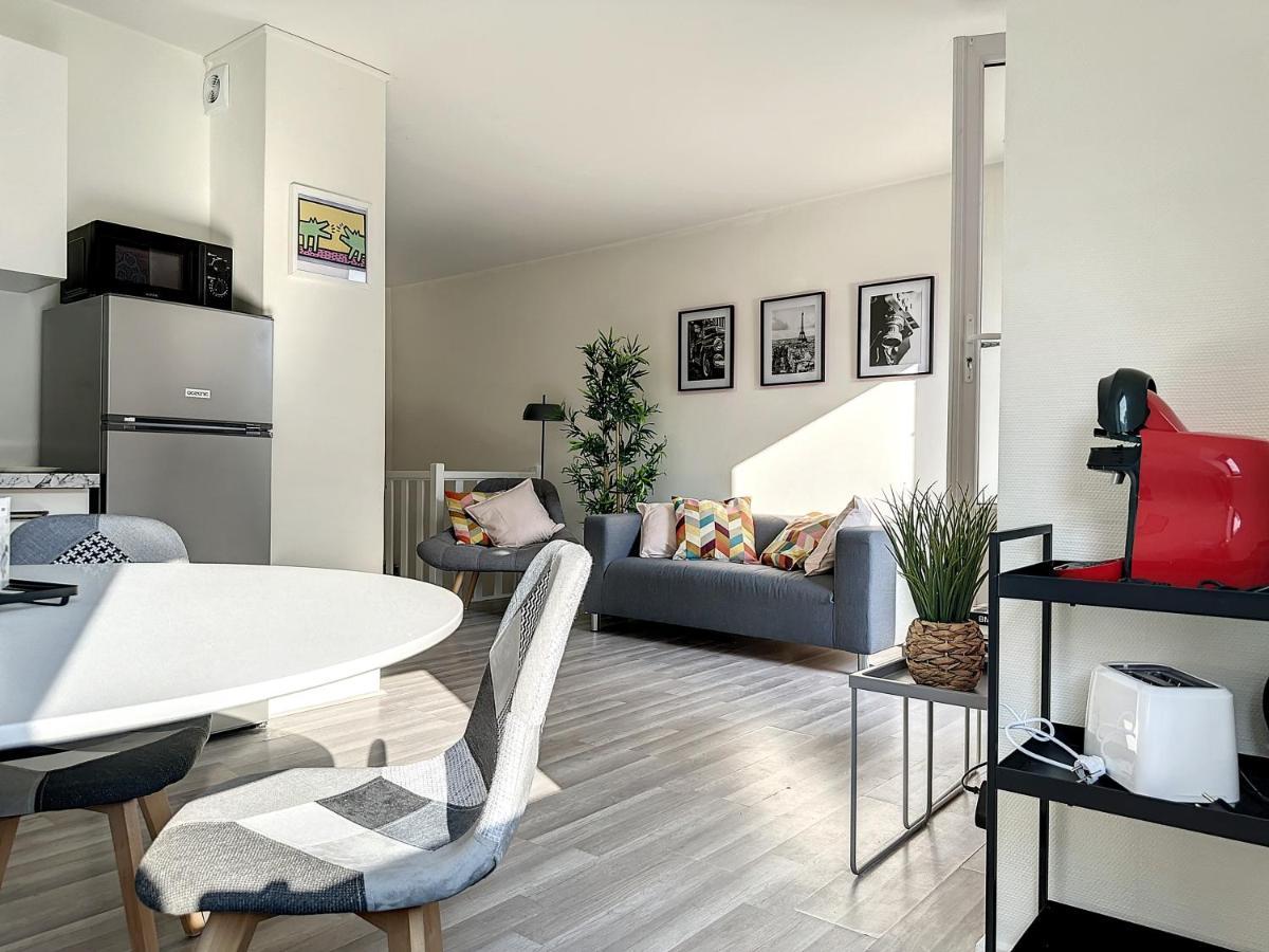 Charmant Appartement Avec Terrasse Parking Ispagnac Экстерьер фото