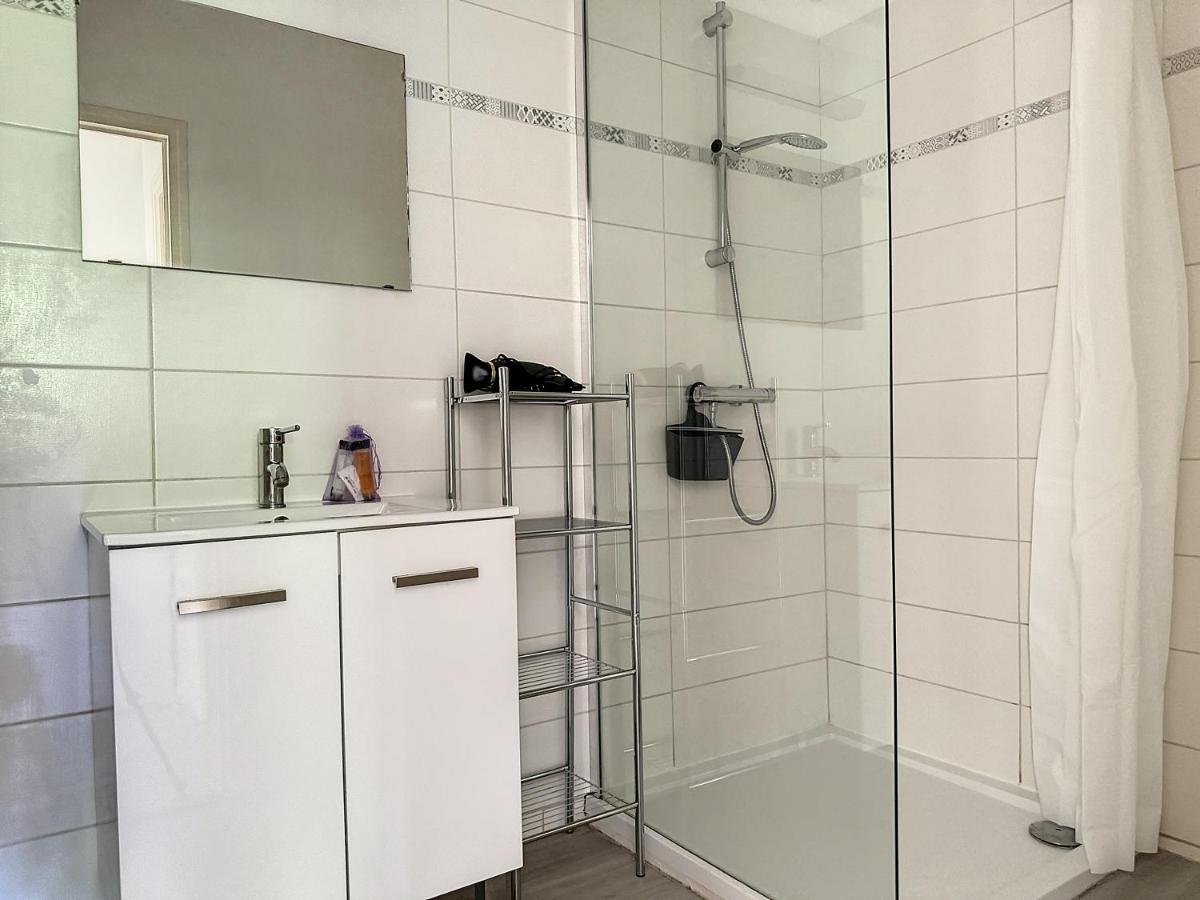 Charmant Appartement Avec Terrasse Parking Ispagnac Экстерьер фото